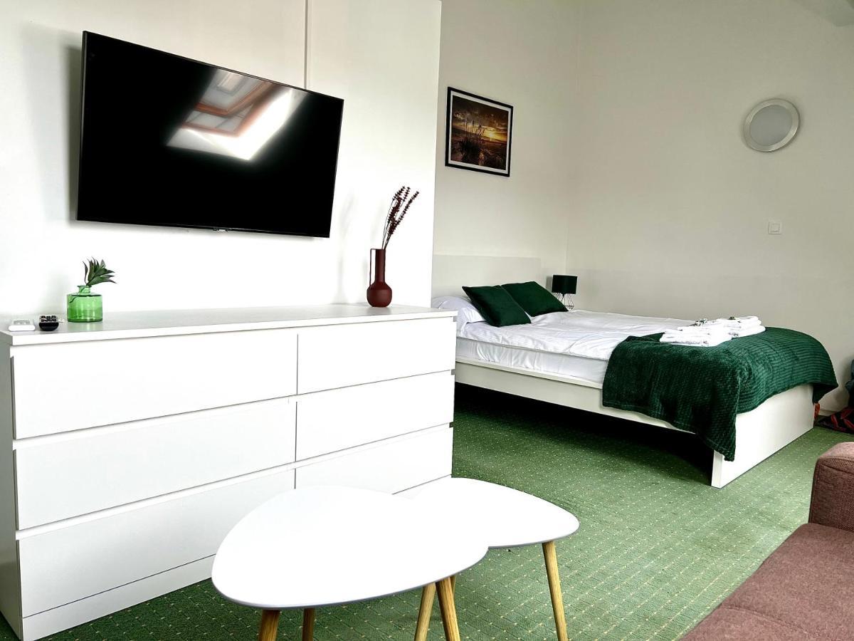Apartament Opal - Ul. Grunwaldzka Przy Plazy ポビエロボ エクステリア 写真