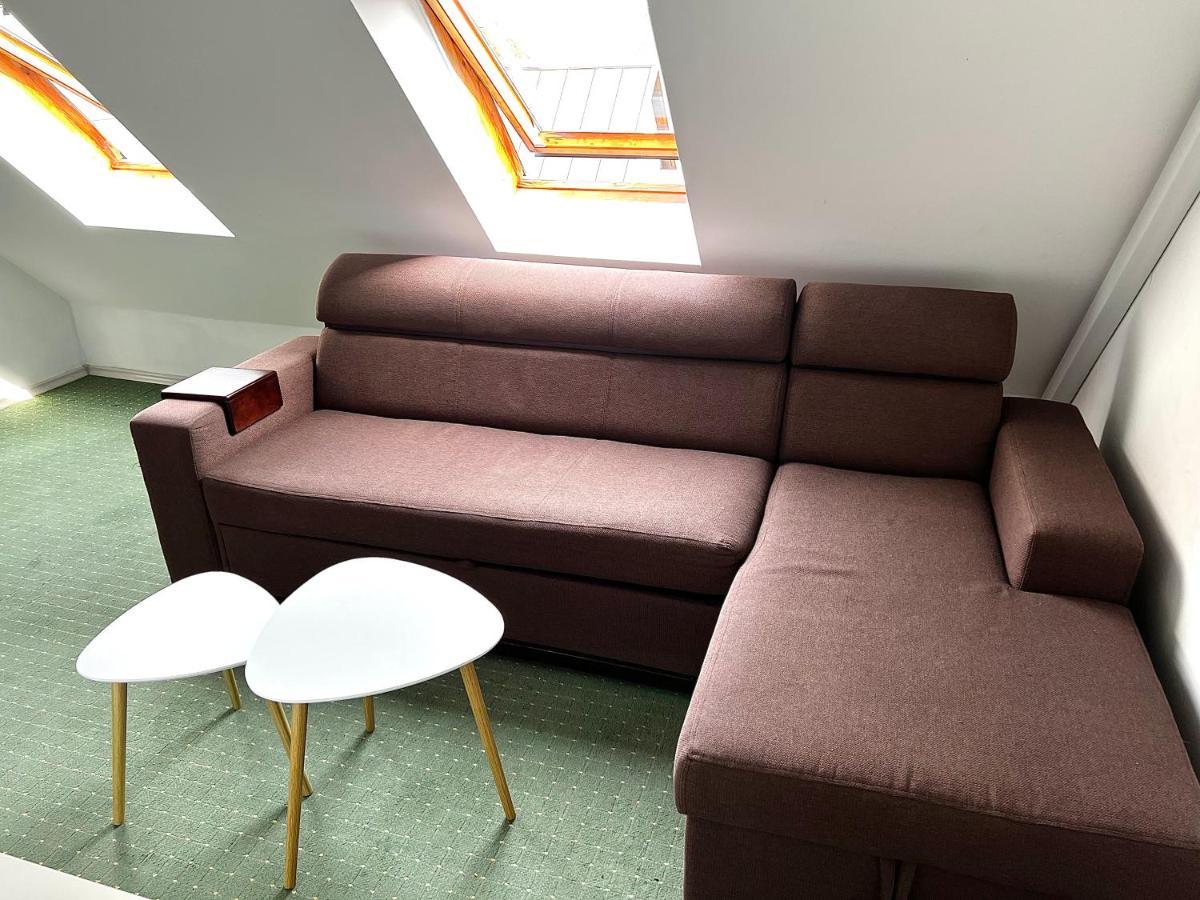Apartament Opal - Ul. Grunwaldzka Przy Plazy ポビエロボ エクステリア 写真