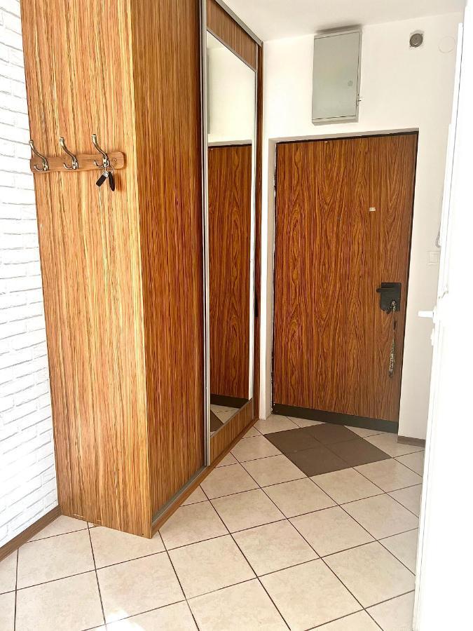 Apartament Opal - Ul. Grunwaldzka Przy Plazy ポビエロボ エクステリア 写真